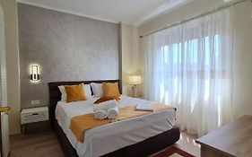 City Center Tirana Luxury Orange Apartment 9A